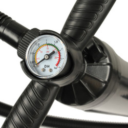 Ručná vzduchová pumpa s mamometrom