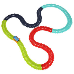 Automobilová pretekárska dráha s prvkami auta 198