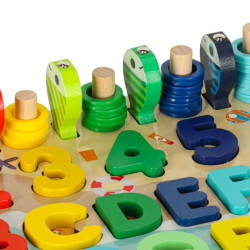 Drevené počítacie koliesko rybárskej abecedy