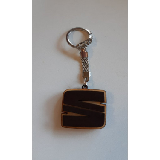 Kľúčenka drevená Seat