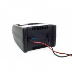 AMiO Nabíjačka auto/moto batérií 12V 8A (32-90Ah) SBC-8A