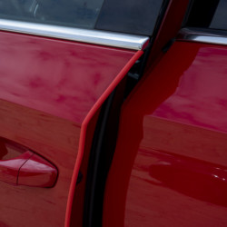 Ochranná lišta hrán dverí auta (r) 5m